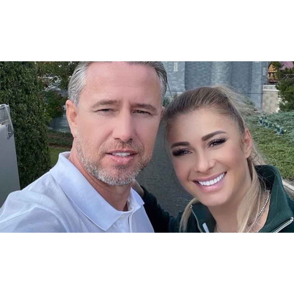 Rebecca, fiica Anamariei Prodan, gest obscen la adresa lui Laurențiu Reghecampf. Adolescenta a răbufnit pe Instagram