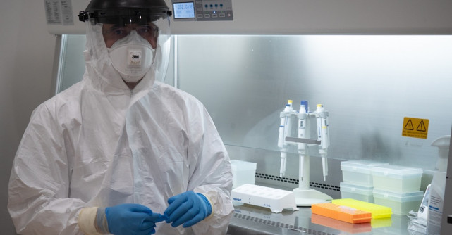 În acest acest moment, este foarte puțin probabil ca pacienții care au trecut prin boală să se poată reinfecta