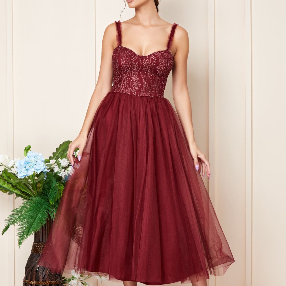 20 de rochii de seară pentru evenimentele din serile reci