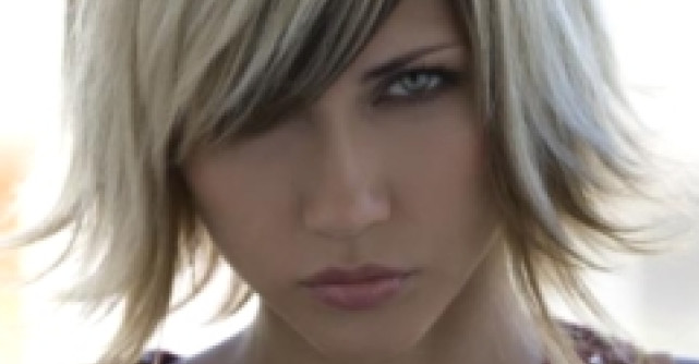 Blonda, bruna sau roscata? Afla ce trenduri ti se potrivesc in functie de culoarea parului