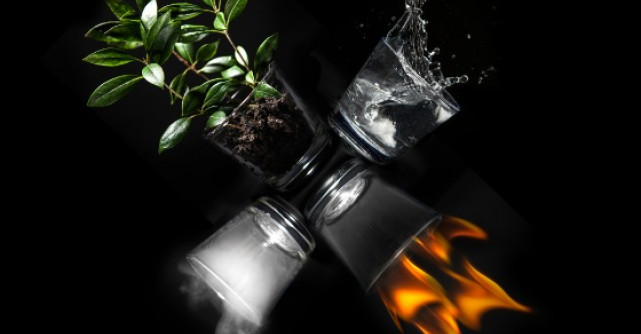 Astrologie: Trasaturile tale in functie de elementele primordiale - Esti apa, aer, foc sau pamant?