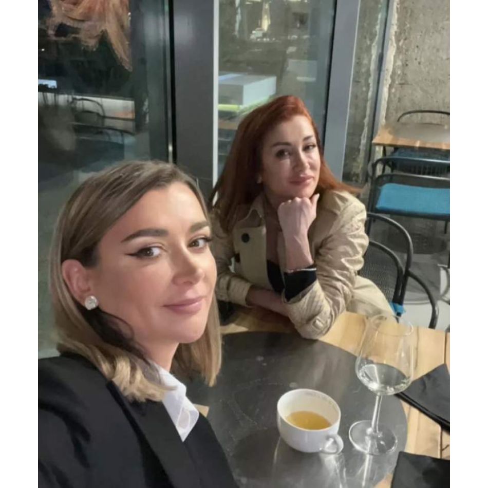 Raluca Tănase de la Bambi a renunțat la muzică și se ocupă de afacerile surorii sale. Cum arată acum viața vedetei?