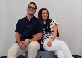 INVITAȚII AU PURTAT ȚINUTE DIN COLECȚIA TOMMY HILFIGER APXGP ÎN TIMPUL PREMIEREI FILMULUI „F1® THE MOVIE” LA BUCUREȘTI