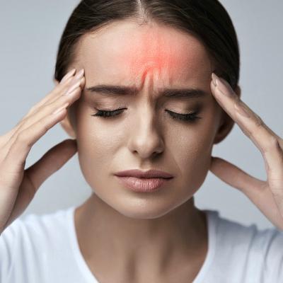 Dureri de cap: cauze, simptome si ce afectiuni se ascund in spatele lor