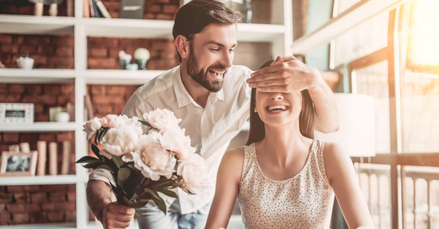 Mesaje pentru iubita: Cele mai frumoase mesaje romantice