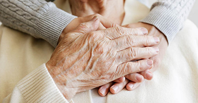 De ce să ții cont atunci când alegi căminul de bătrâni