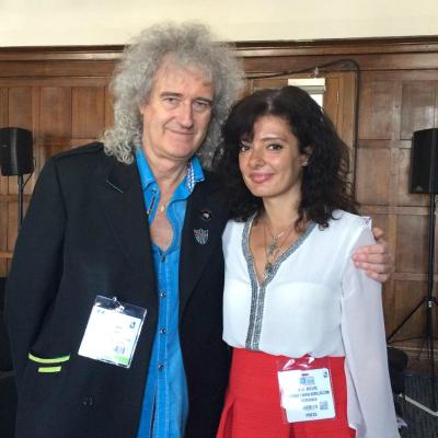 3 minute cu Brian May de la Queen
