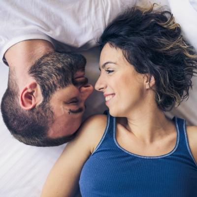 6 lucruri pe care ar trebui sa le faci in fiecare dimineata pentru o relatie mai buna