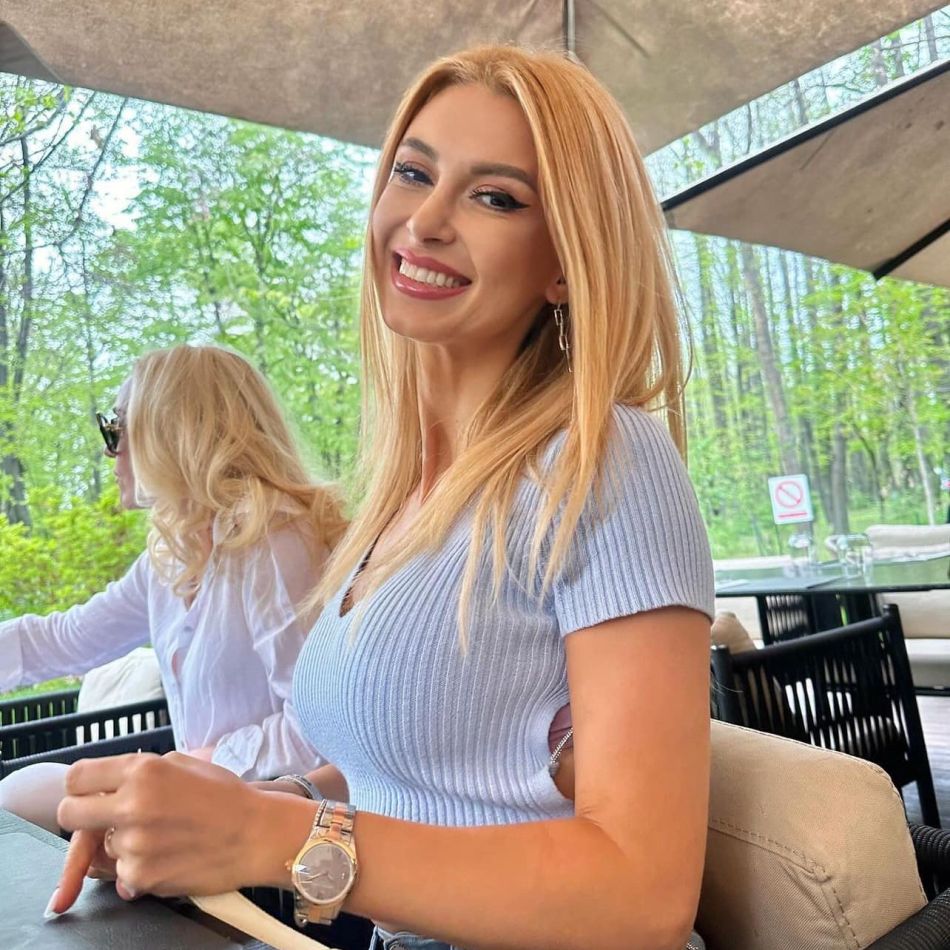 Andreea Bălan le declară război celor de la Primăria Voluntari: Dacă nu repară, voi face reclamație!