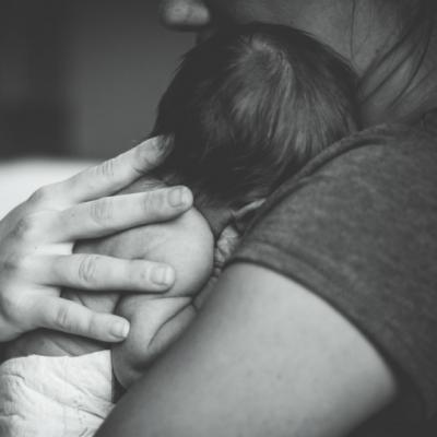 Scrisoarea unei mame: Uneori plang pentru tine, micuta mea