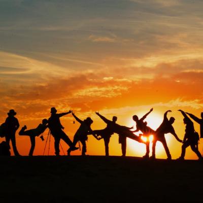 13 lucruri pe care extrovertiții le fac cel mai bine. De ce personalitatea extrovertită este o superputere în lumea modernă?