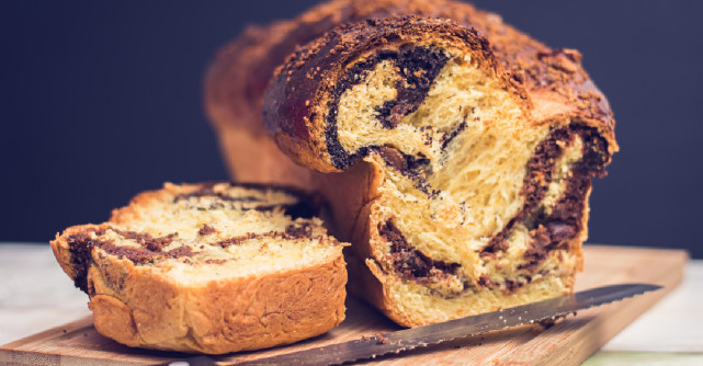 Cozonaci fara framantare. Pufosi, aromati si, cel mai important, foarte usor de facut