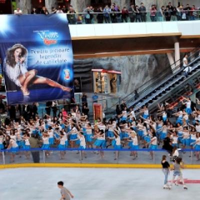 Vezi aici dansul zeitelor Venus cu Andreea Balan