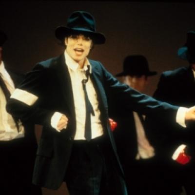 Michael Jackson a fost lasat sa moara pentru ca valora mai mult mort decat viu