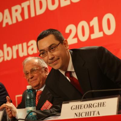 Victor Ponta candidează la alegerile prezidenţiale: 