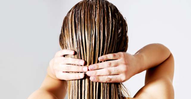 Ai grijă de podoaba capilară: Măști de păr cu ingrediente din casă