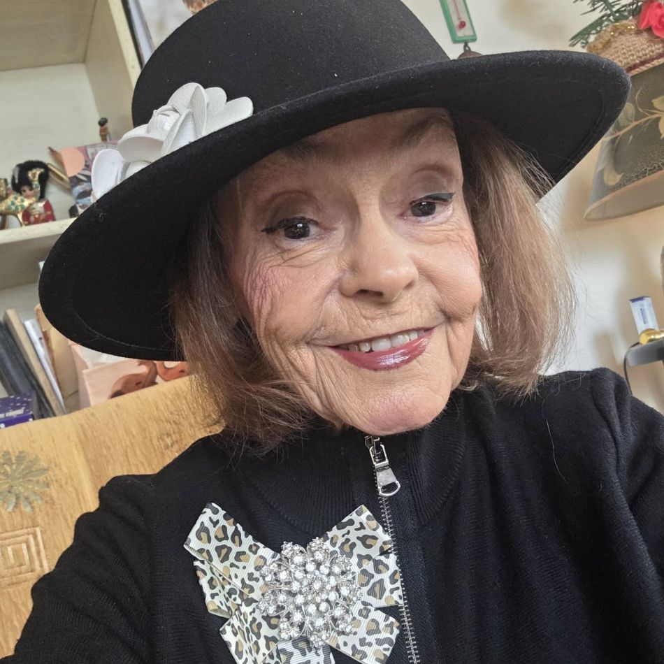 Marina Voica, șoferiță la aproape 90 de ani. Artista conduce zilnic și spune că nu renunță la volan: Am încă vederea bună și...