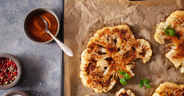 „Friptura” din conopida, trendul delicios pentru un pranz vegan pe cinste