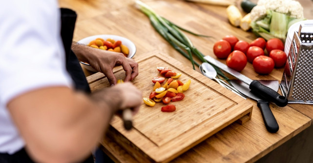 Cei mai carismatici jurați MasterChef de-a lungul timpului