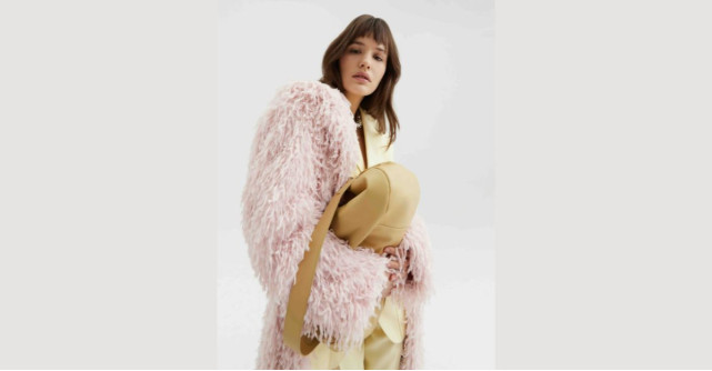 Noile trenduri primăvara-vara 2025 se regăsesc acum la MODIVO 