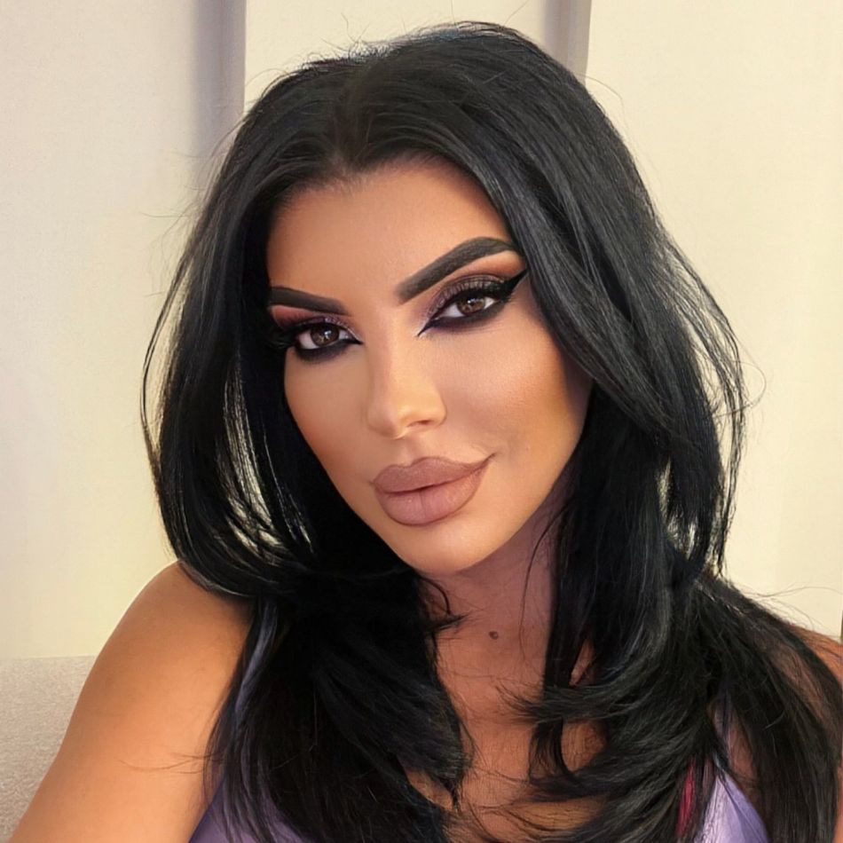 Andreea Tonciu dă de pământ cu Zanni: Îmi vine să sparg televizorul...