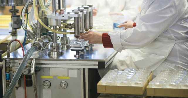 Louis Vuitton și Dior vor face geluri dezinfectante pentru mâini în loc de parfumuri 