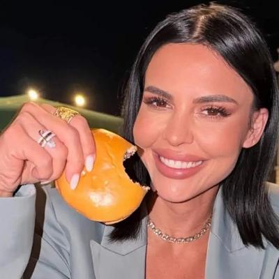 Ce relație are acum Andreea Popescu cu Rareș Cojoc, după ce el are o nouă iubită. Vedeta a spus tot