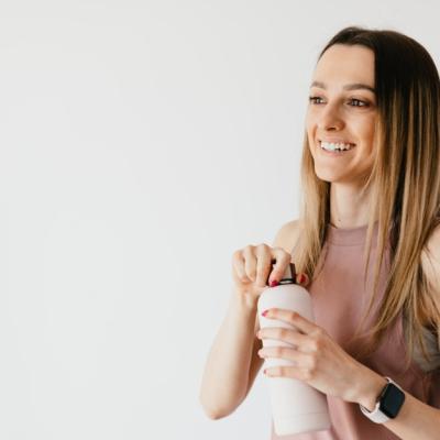 Masca pentru par: Partenerul de nadejde in rutina parului tau