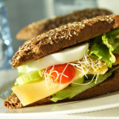 Foto: 5 retete raw, noua fita