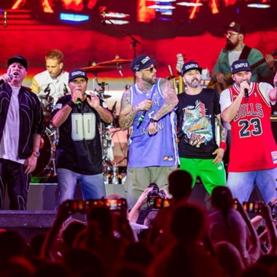 5000 de spectatori s-au întâlnit cu 13 x Smiley într-o călătorie de entertainment suprem prin SmileyVerse, la Arenele Romane 