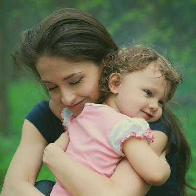 Tipuri de atașament părinte-copil: între dragoste, educație și studii