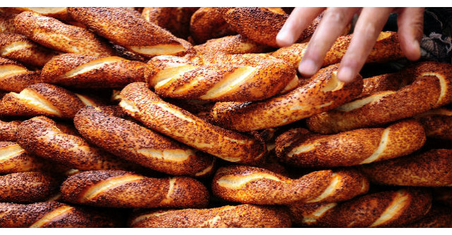Medicii avertizeaza: ce se intampla daca mananci covrigi in fiecare zi