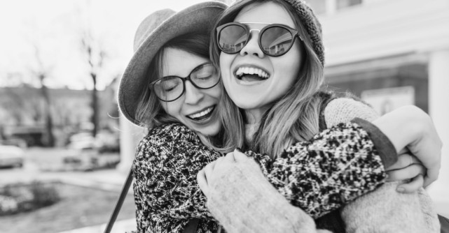 3 motive pentru care o prietena iti poate fi cel mai bun mentor