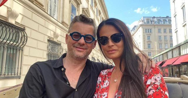 Anca Serea și Adi Sînă au fost dați în judecată de Asociația de Proprietari. Ce probleme au cei doi soți