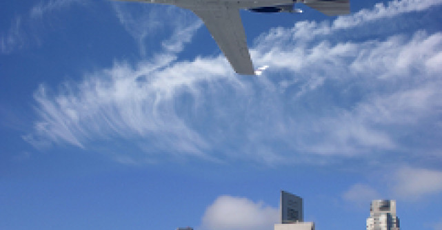 Germanwings zboara spre Art Cologne