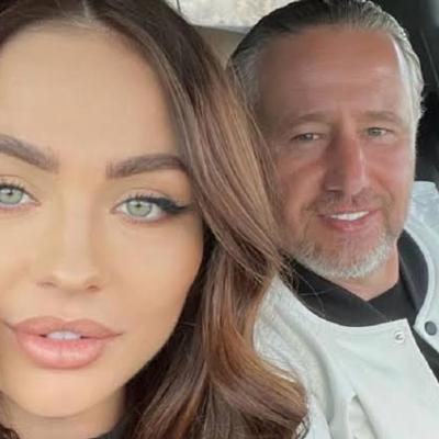 Laurențiu Reghecampf, fotografie de familie alături de Corina Caciuc și cei doi fii. Mesajul care a emoționat fanii