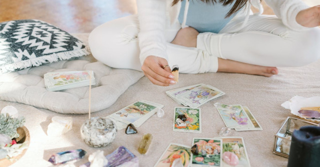 Tarot online: Primești o nouă ofertă de dragoste?