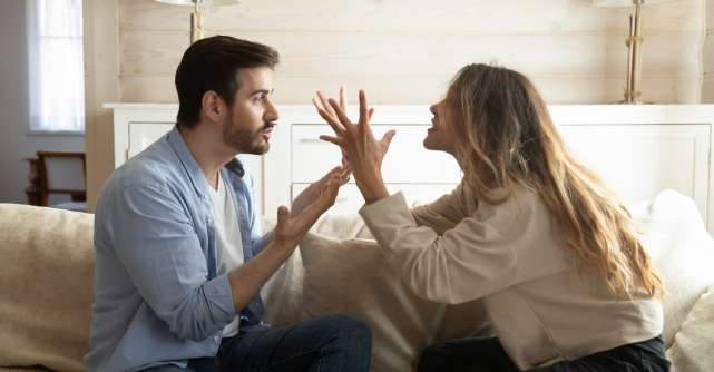 5 Obiceiuri dăunătoare care îndepărtează partenerul de viață