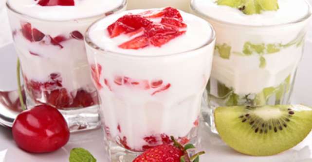 Consumati iaurt: ajuta la echilibrarea dietei, dupa rasfaturile culinare de Sarbatori