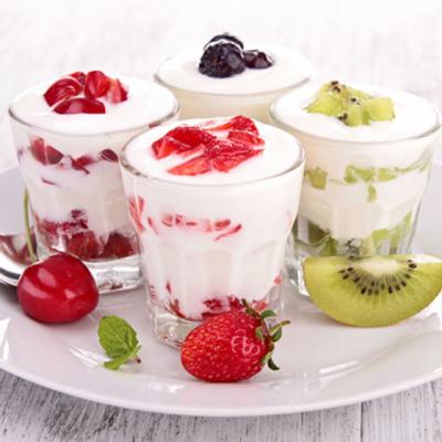 Consumati iaurt: ajuta la echilibrarea dietei, dupa rasfaturile culinare de Sarbatori