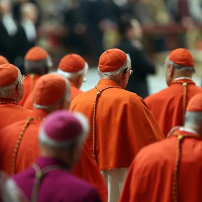  Vaticanul în așteptarea noului Papă. Ce s-a întâmplat în prima zi a conclavului 