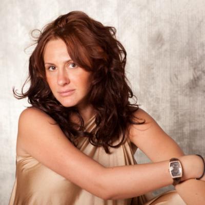 Foto: Ea a creat rochia de divort! Esti curioasa sa vezi cum arata?