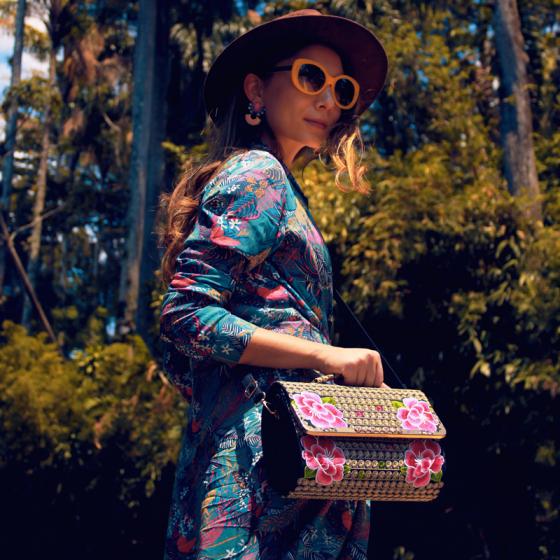 Rochii de vară cu imprimeu vegetal tropical sau exotic luxuriant: modele COOL pentru o vară HOT!