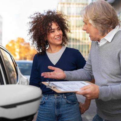 Cum să scapi de mașina veche cu un singur apel și să primești banii pe loc