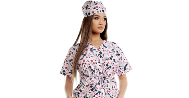 Alege o uniformă medicală care să ofere libertate de mișcare și confort sporit !
