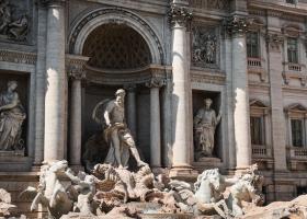 De ce să vizitezi Fontana di Trevi - Celebra fântână din Roma