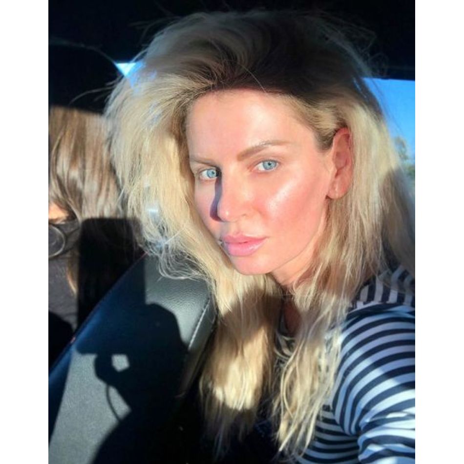 Motivul pentru care Andreea Bănică este nevoită să doarmă cu sutienul pe ea. Ce recomandări a primit de la medic?