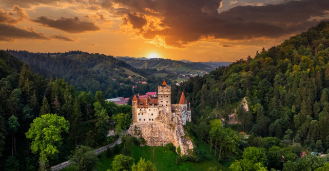 Locuri de vizitat în România - Top atracții, obiective turistice și destinații de neuitat