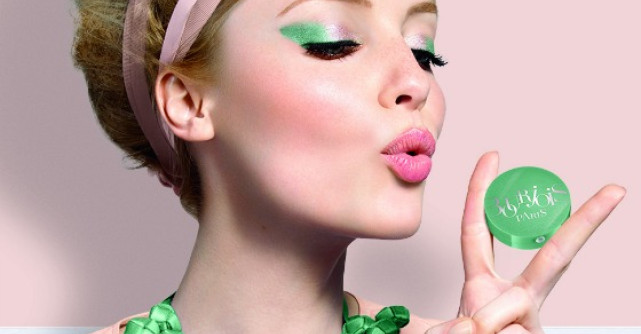 Descopera noua colectie de farduri de pleoape in nuante delicate de vara de la Bourjois