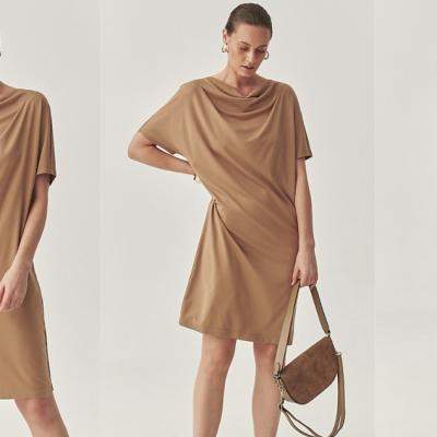 Cum să stilizezi o rochie tricotată? Idei de la TATUUM